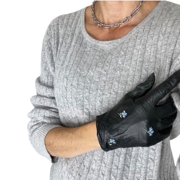 Vtg 50s Denise Francelle Paris handmade black leather embroidered short gloves 7 - Picture 3 of 15